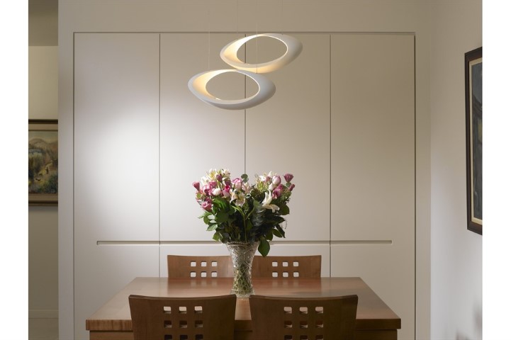 ארונות אחסון וחדרי עבודה 